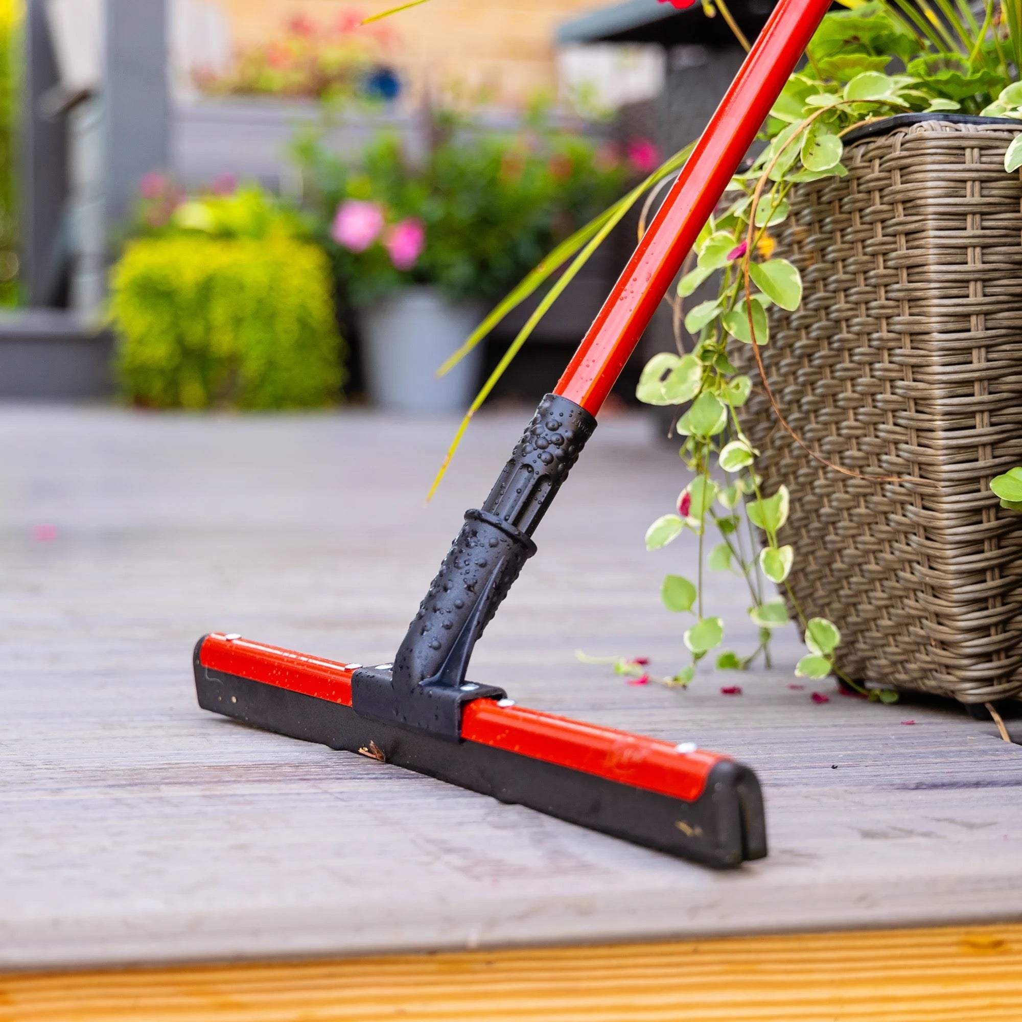 Libman® Flex-Blade Floor Squeegee