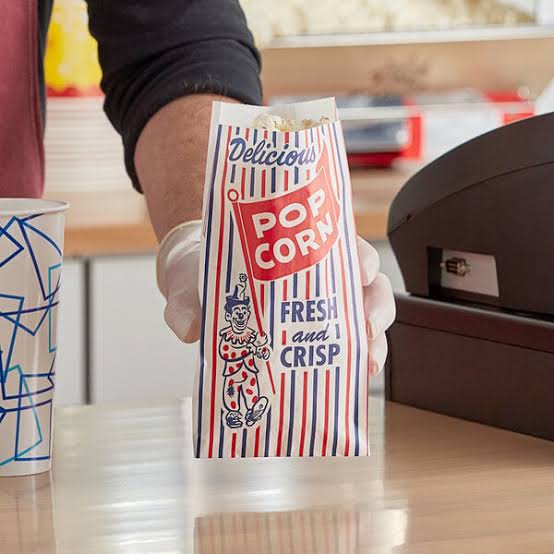 Pinch-Bottom 1lb Paper Clown Popcorn Bag – Case of 1000